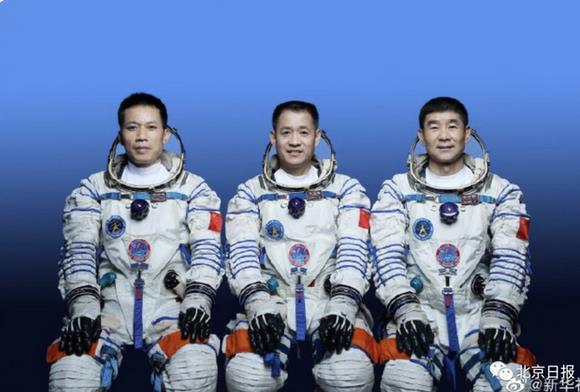 明早9時(shí)22分，神舟十二號載人飛船發(fā)射！航天員名單確定